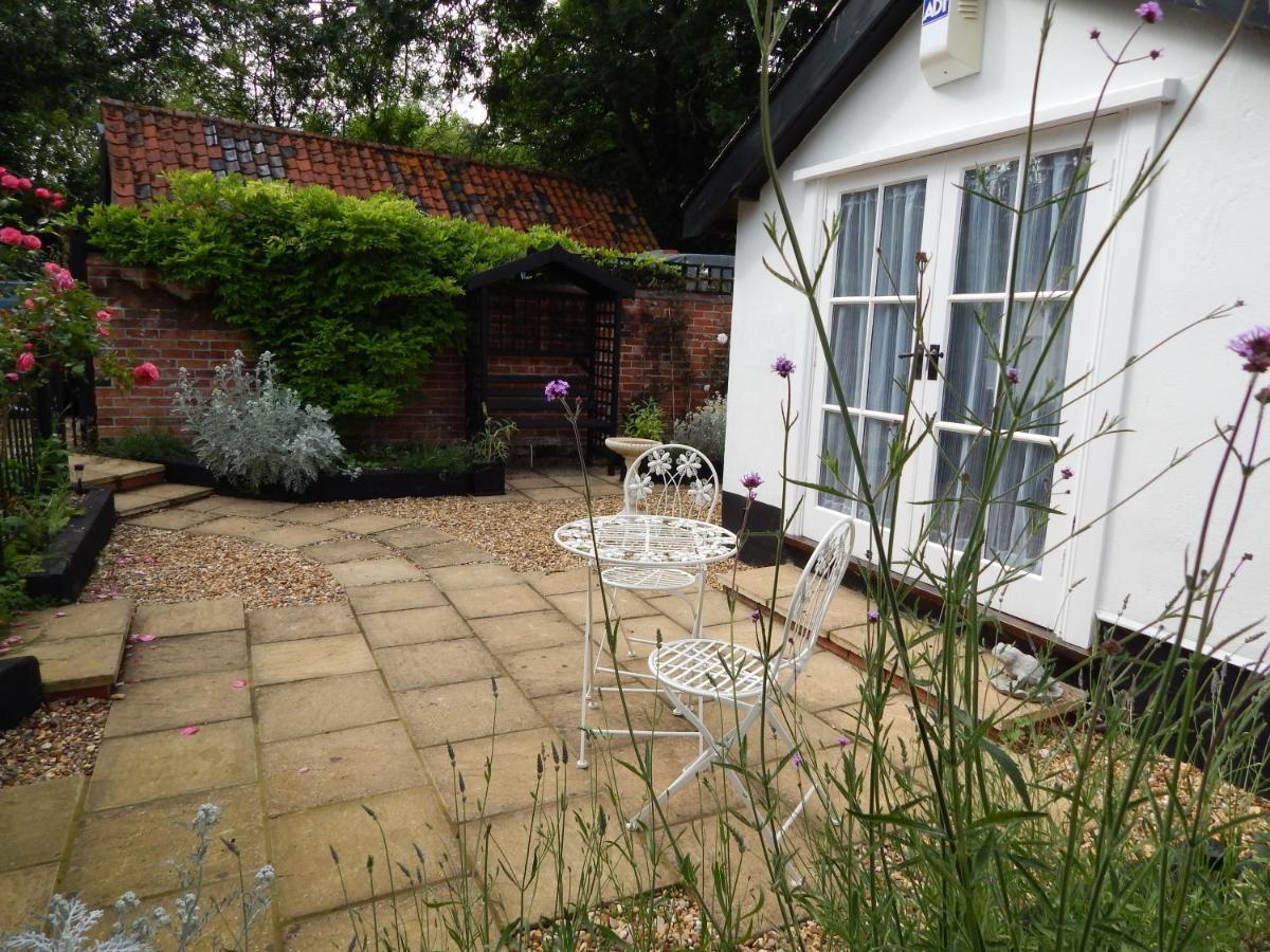 Frogs Hall B&B Eye  Exterior foto
